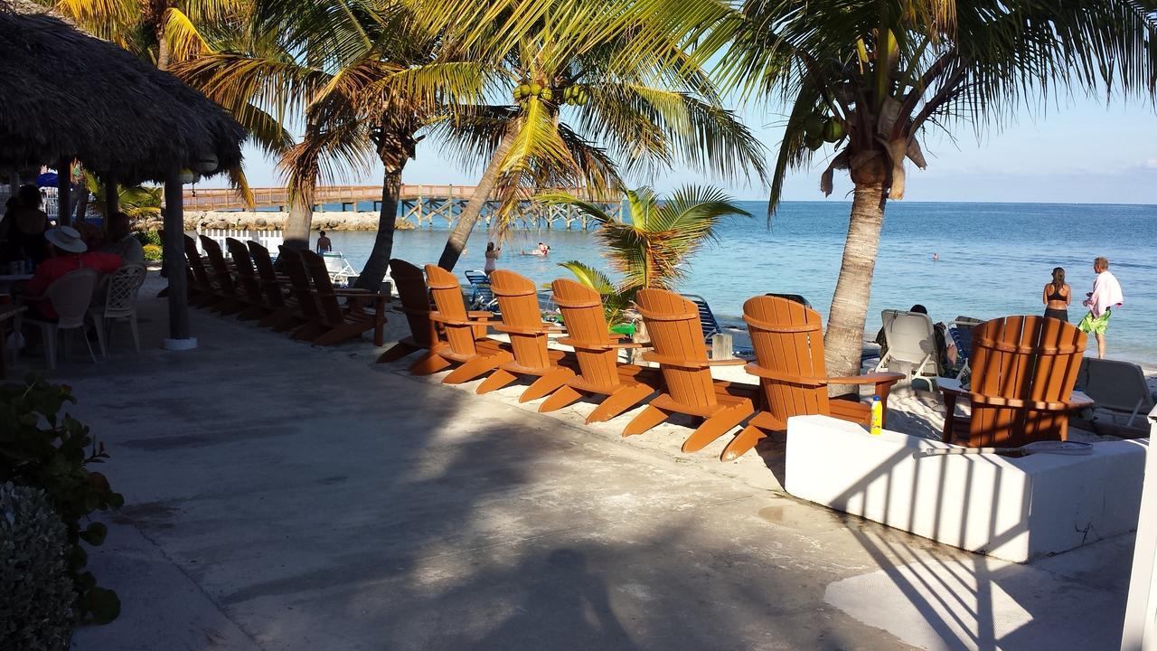 Buccaneer Quarters And Suites Marathon Exterior photo