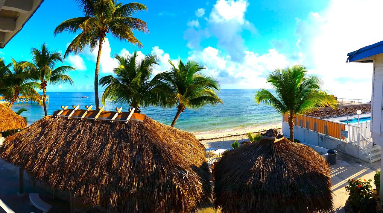 Buccaneer Quarters And Suites Marathon Exterior photo